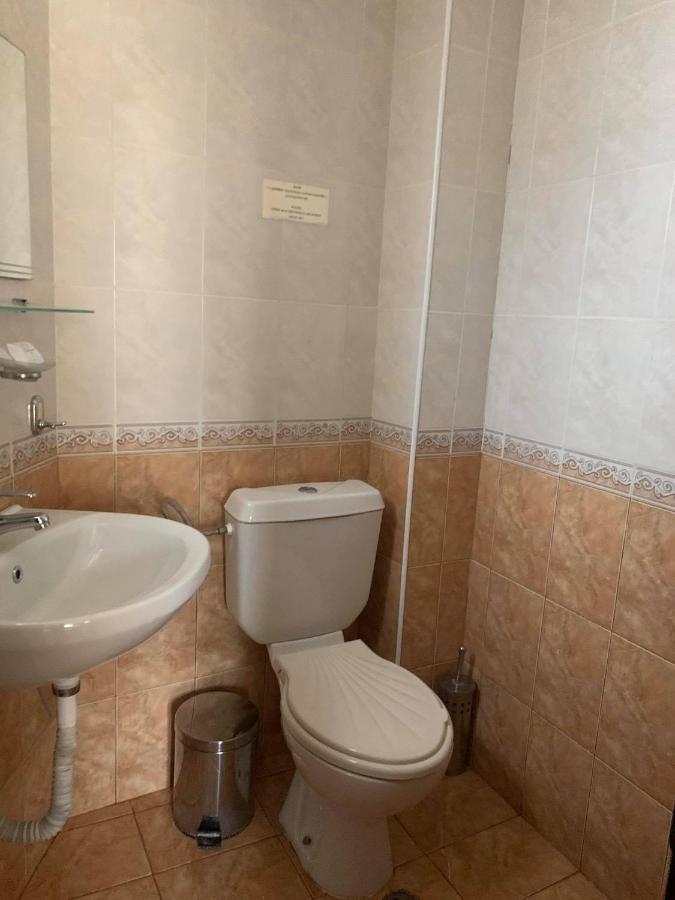 וארנה Семеен Хотел Брилянс - Family Hotel Brilliance מראה חיצוני תמונה