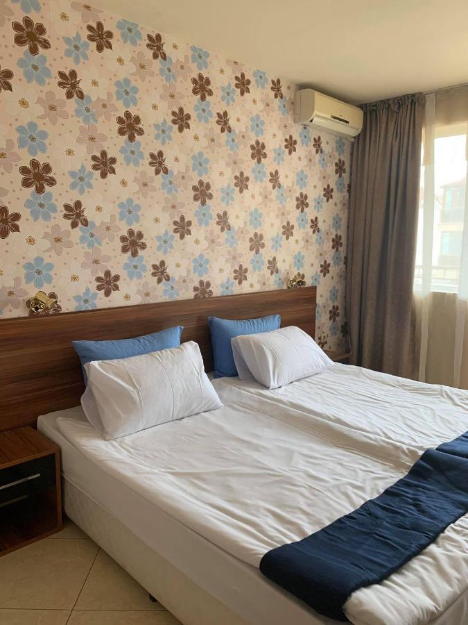 וארנה Семеен Хотел Брилянс - Family Hotel Brilliance מראה חיצוני תמונה